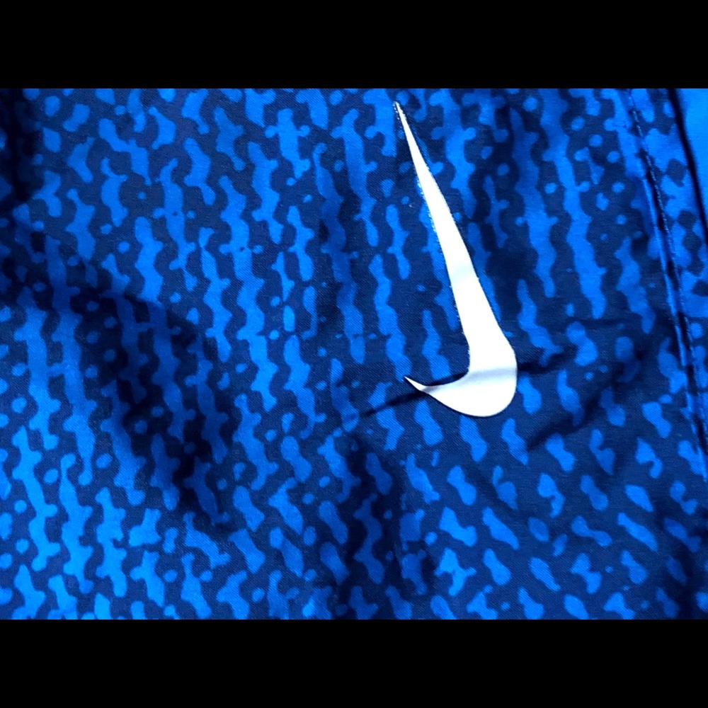 Blue and black nike shorts - Picture 3 of 3